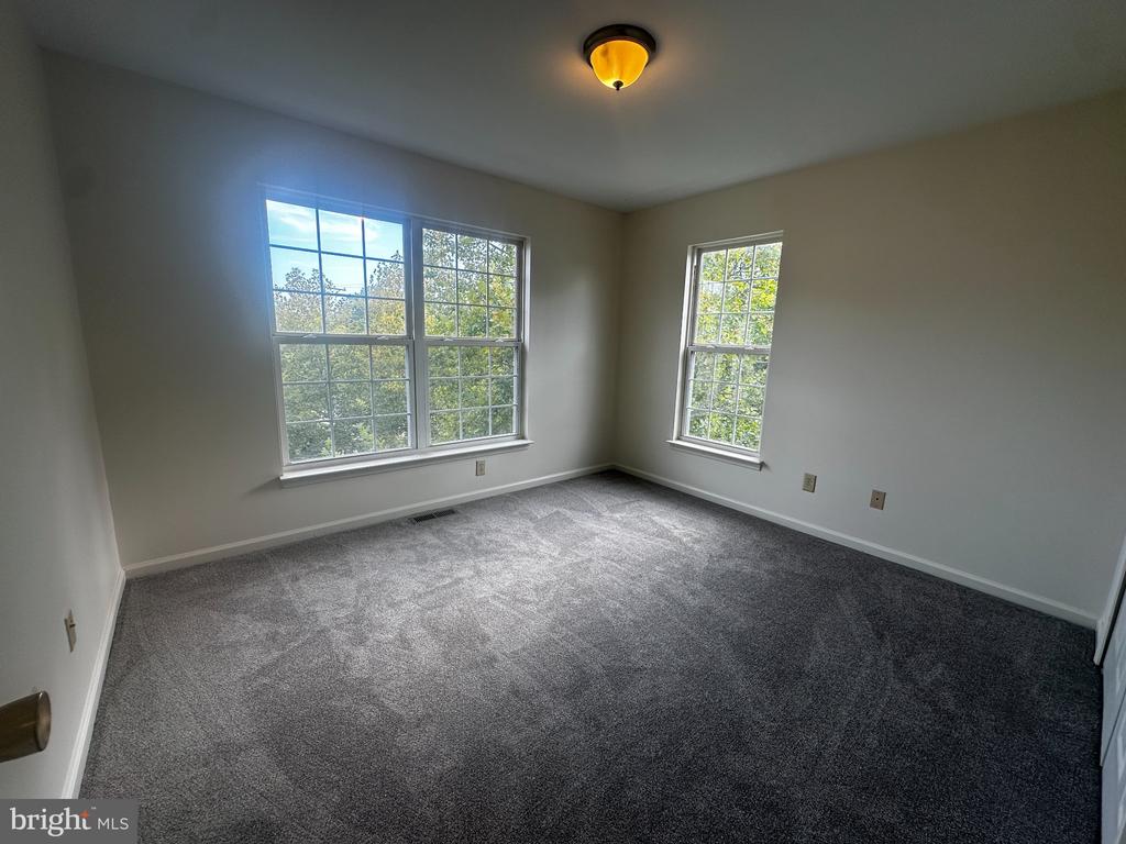 98 CRYSTAL LANE Unit: 98