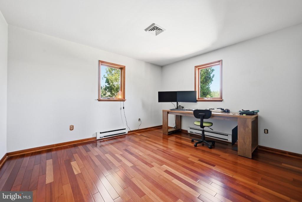 3301 MILLER ROAD