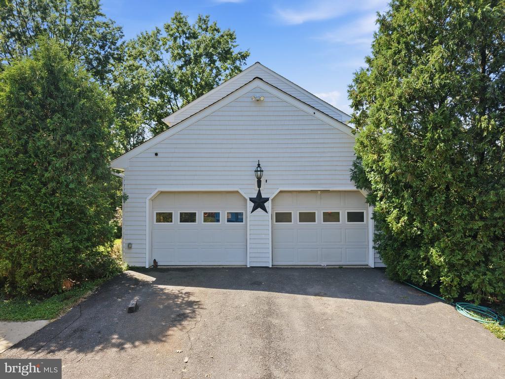 3301 MILLER ROAD