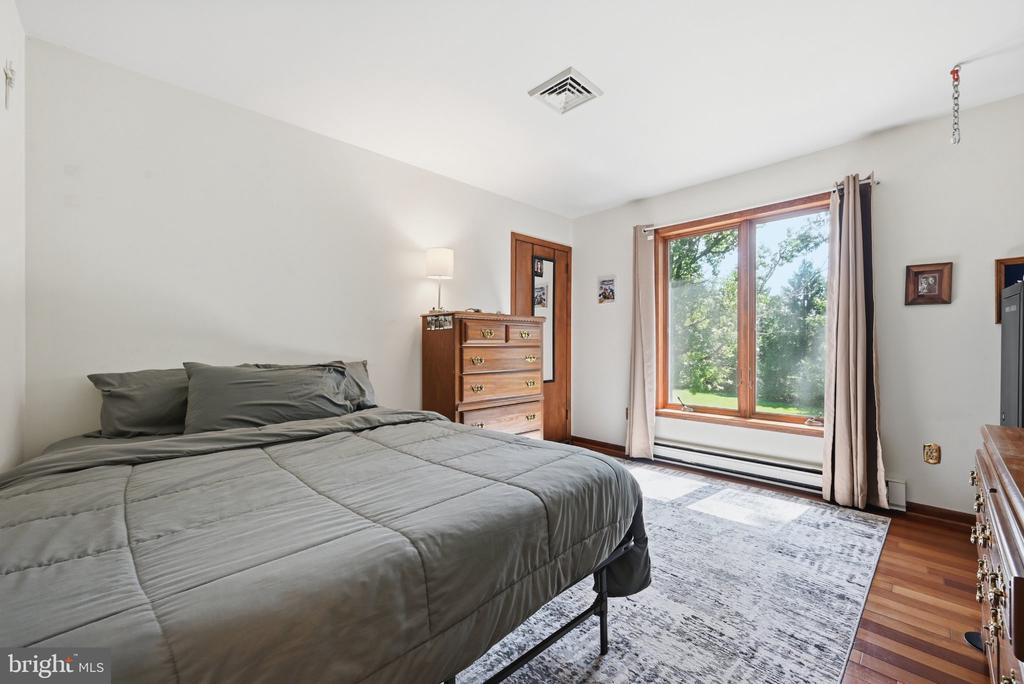 3301 MILLER ROAD