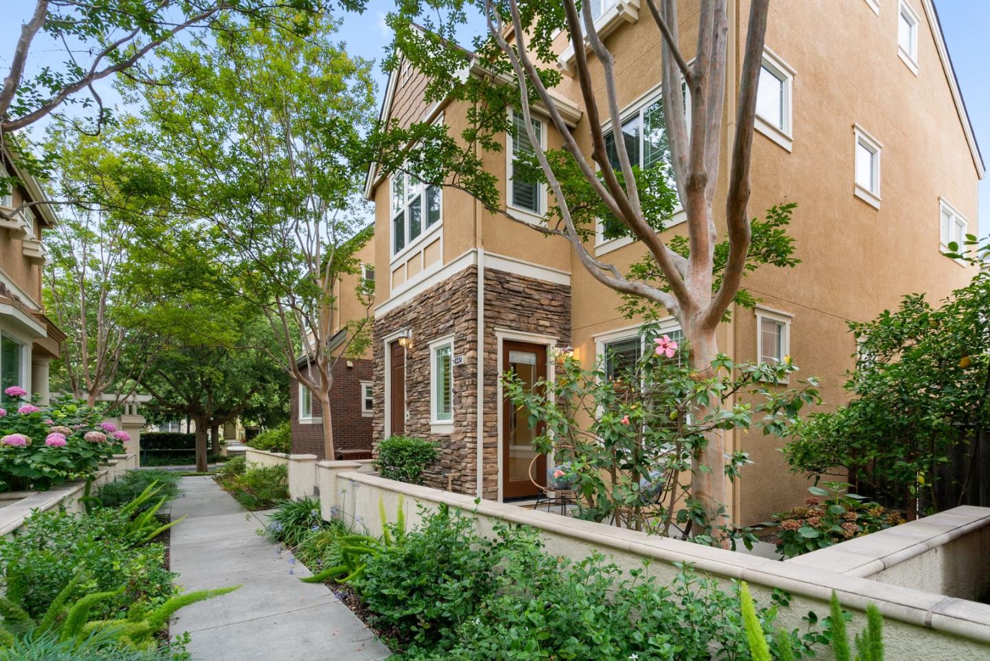 4334 Watson Circle