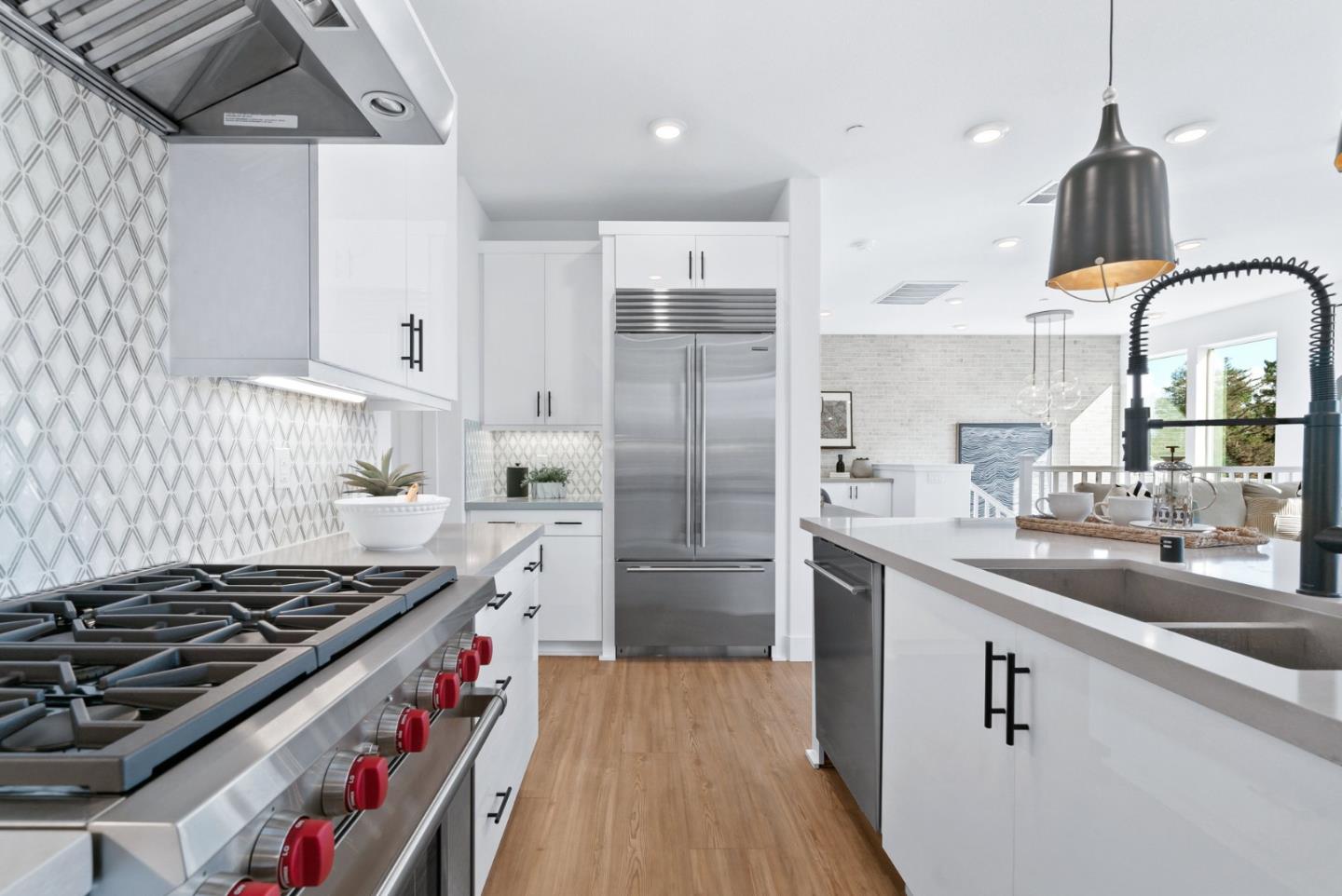 2913 Noyce Place Unit: 219