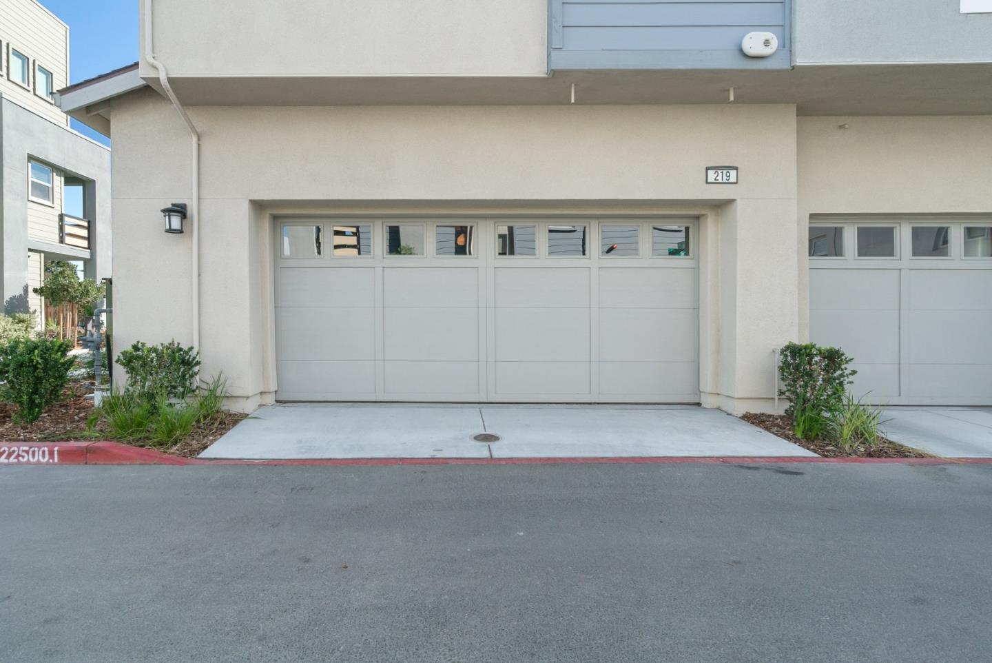 2913 Noyce Place Unit: 219