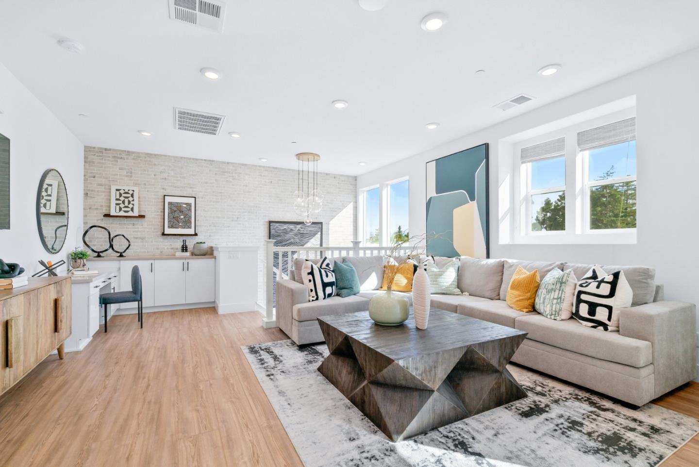 2913 Noyce Place Unit: 219