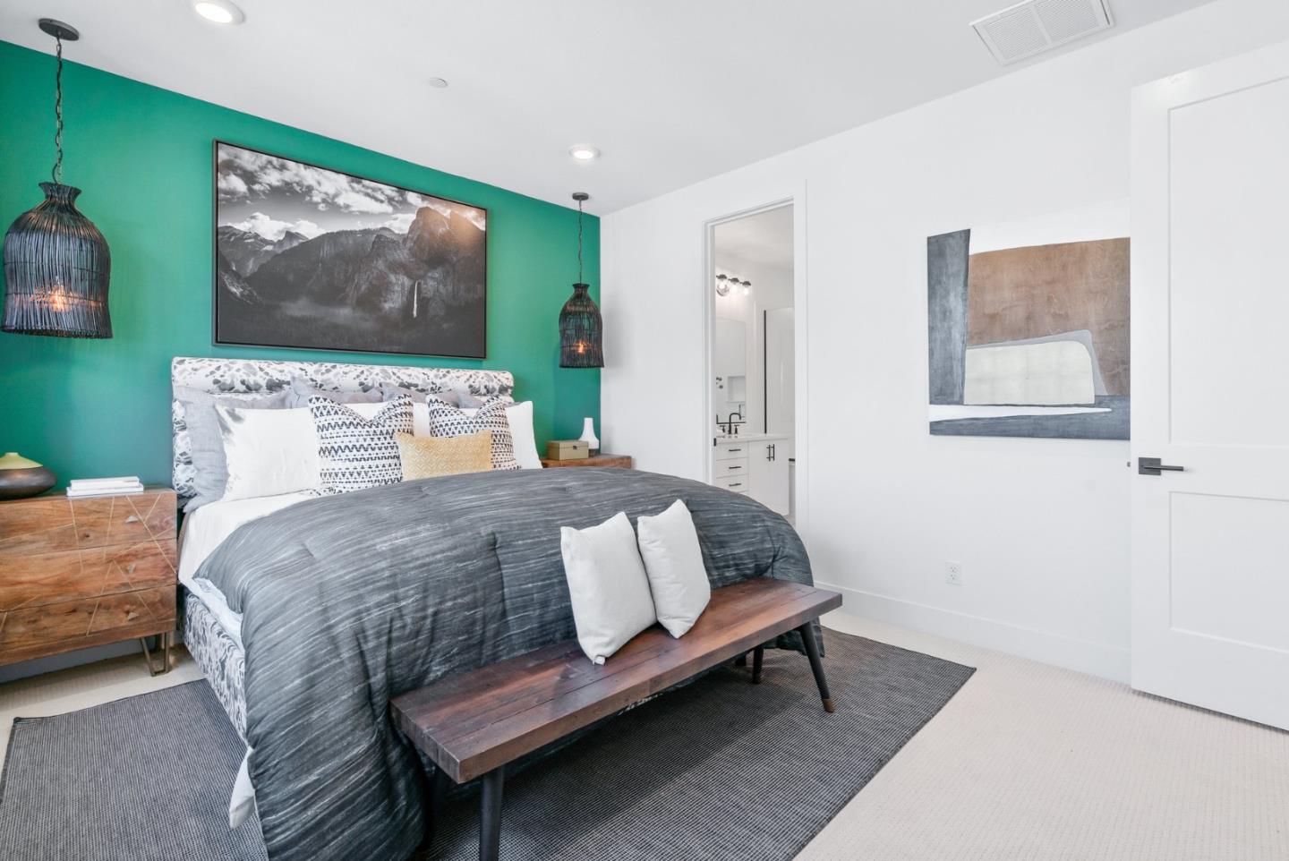 2913 Noyce Place Unit: 219