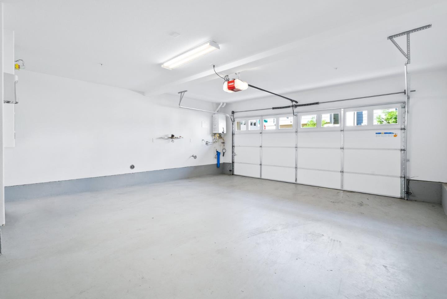 2913 Noyce Place Unit: 219