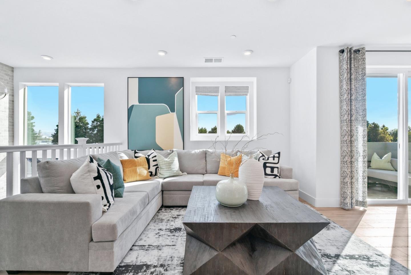 2913 Noyce Place Unit: 219