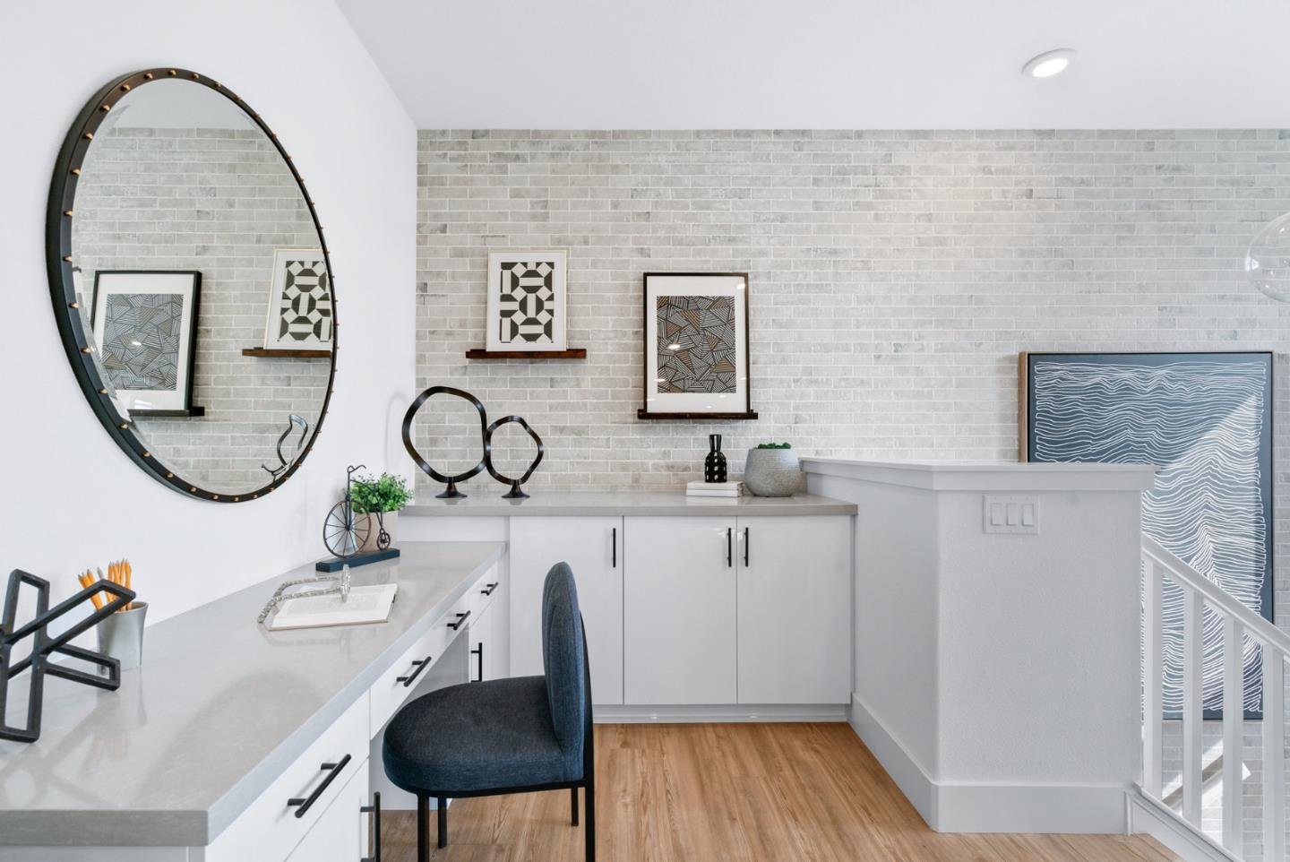 2913 Noyce Place Unit: 219