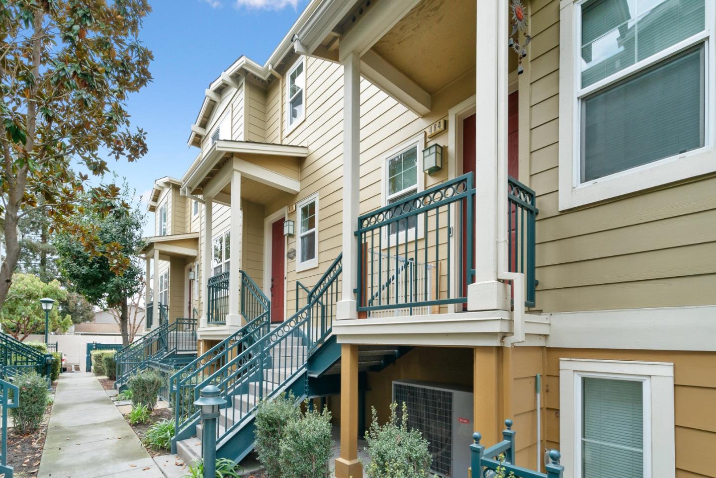 486 Tea Tree Terrace