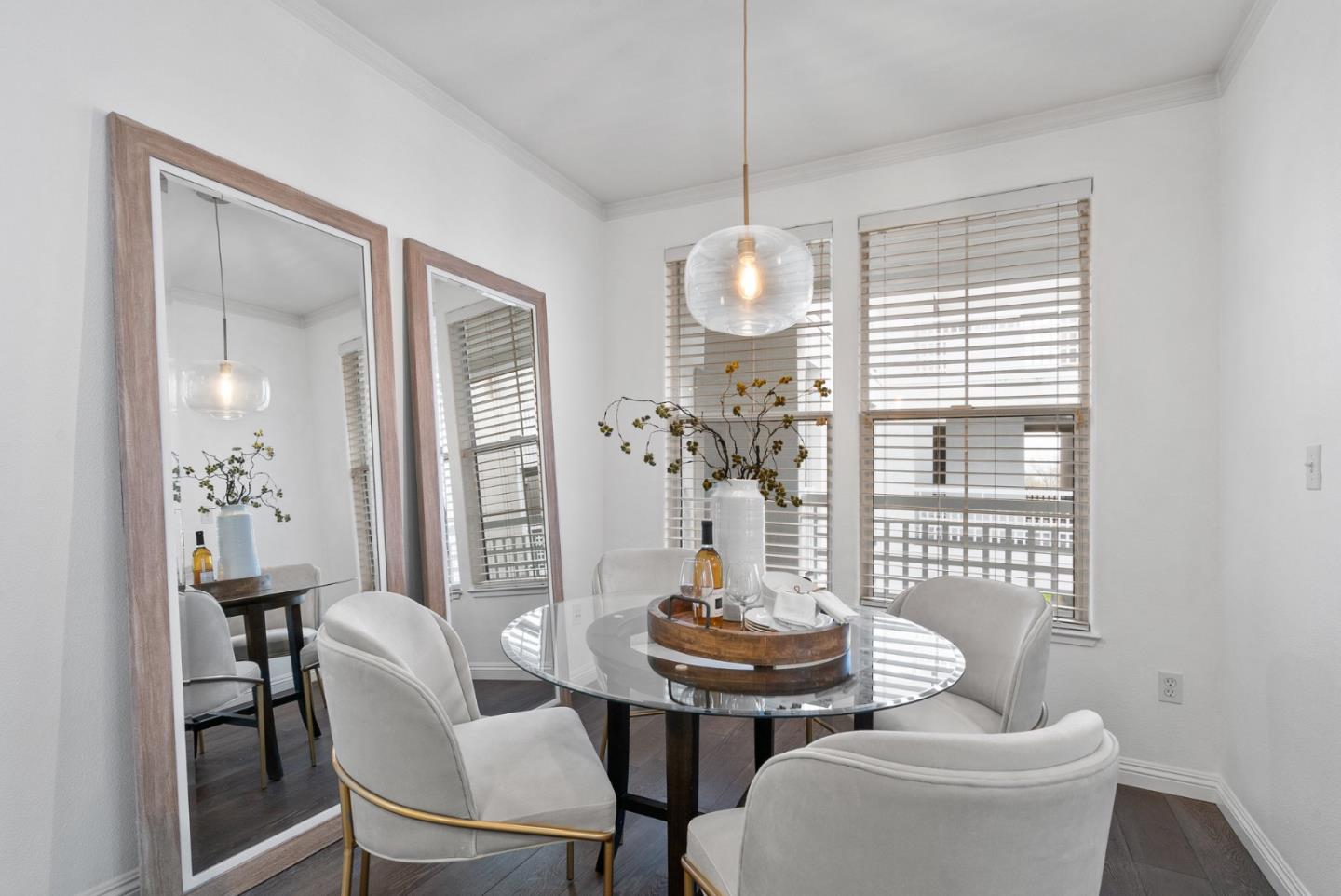 3901 Lick Mill BLVD 306