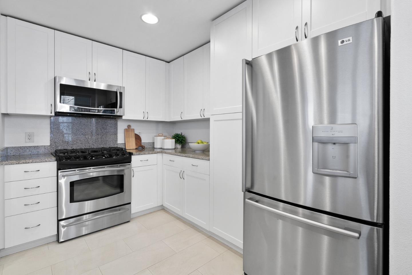 3901 Lick Mill BLVD 306