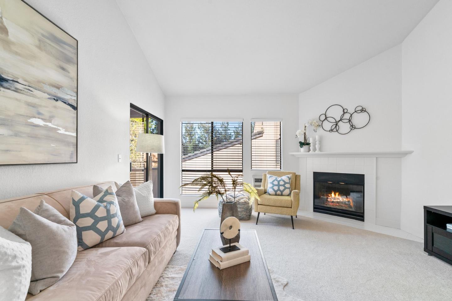 39109 Guardino DR 331