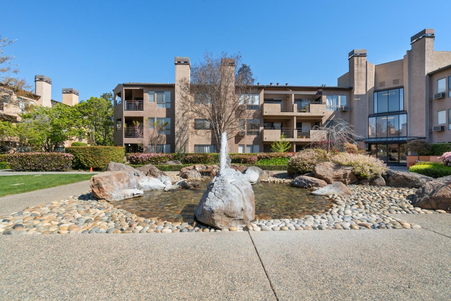 39109 Guardino DR 331