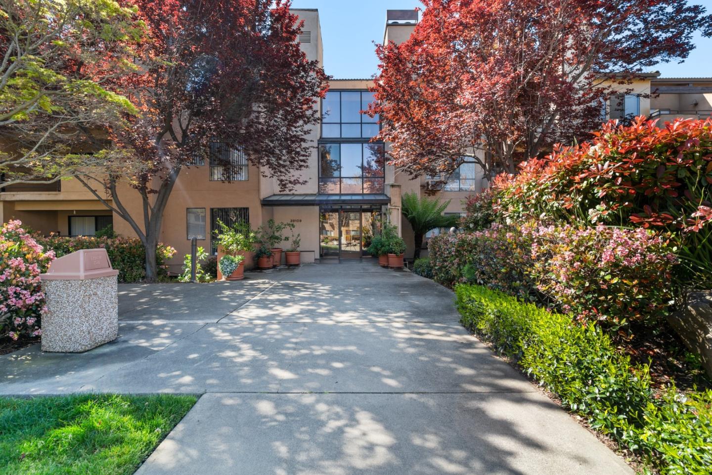 39109 Guardino DR 331