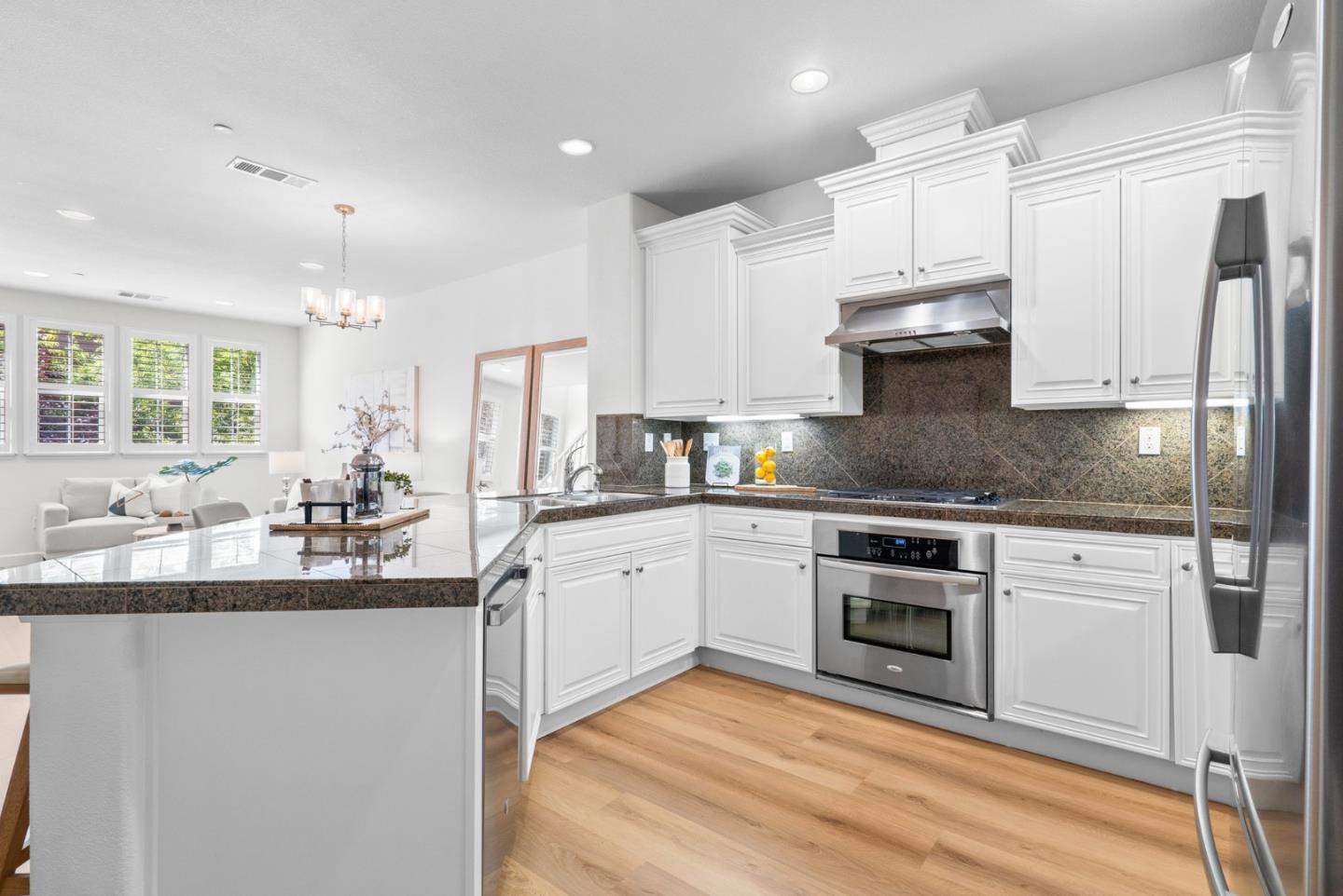 1580 Shore PL 4