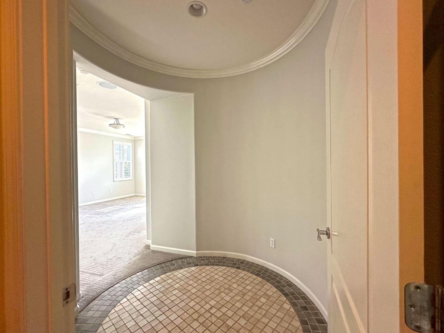 4188 Farrell WAY