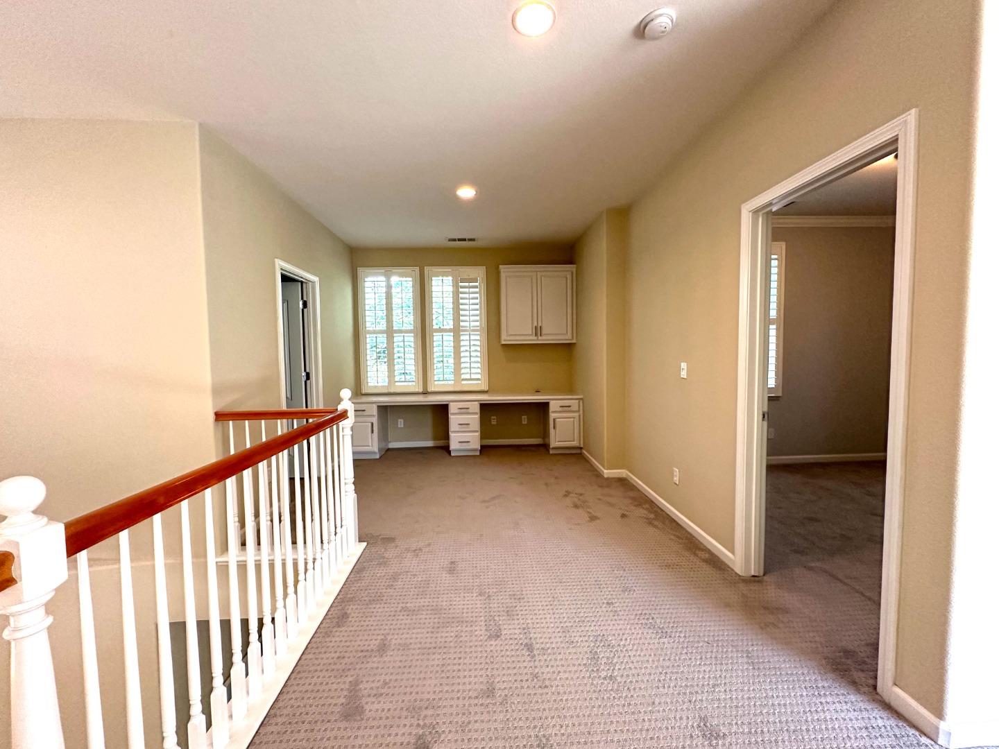 4188 Farrell WAY