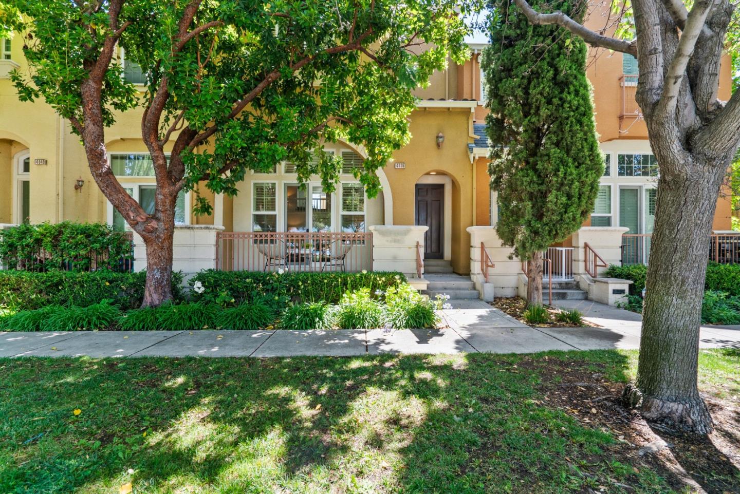4036 Crandall CIR