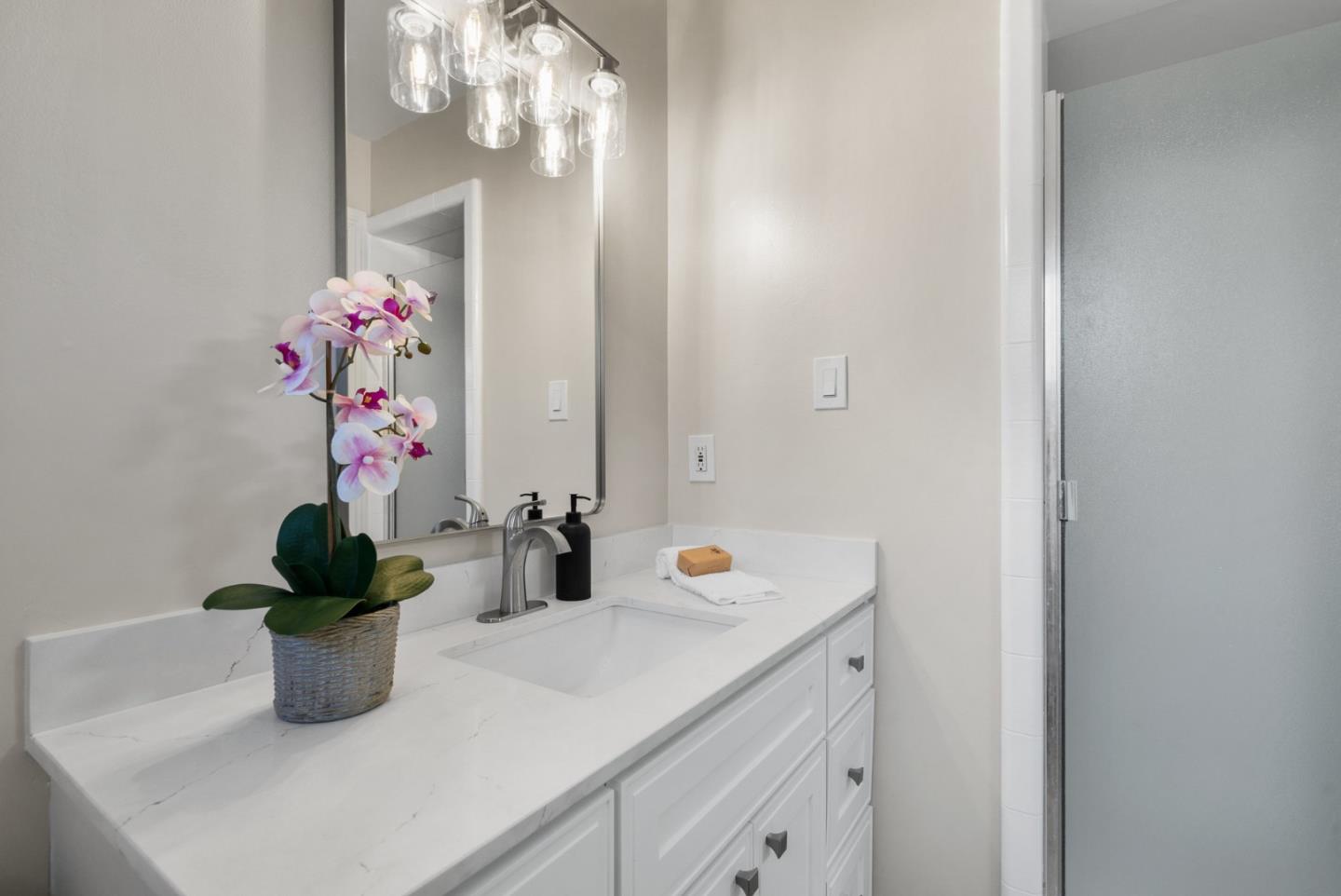 2832-2834 Regnart WAY