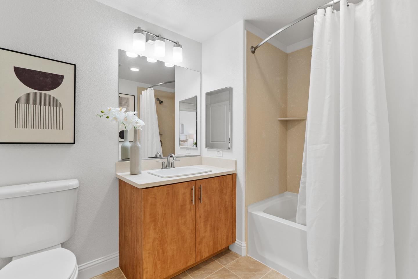 2585 El Camino Real 219