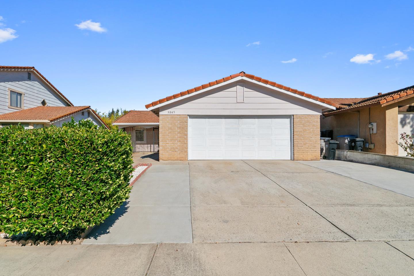 3045 Allenwood DR