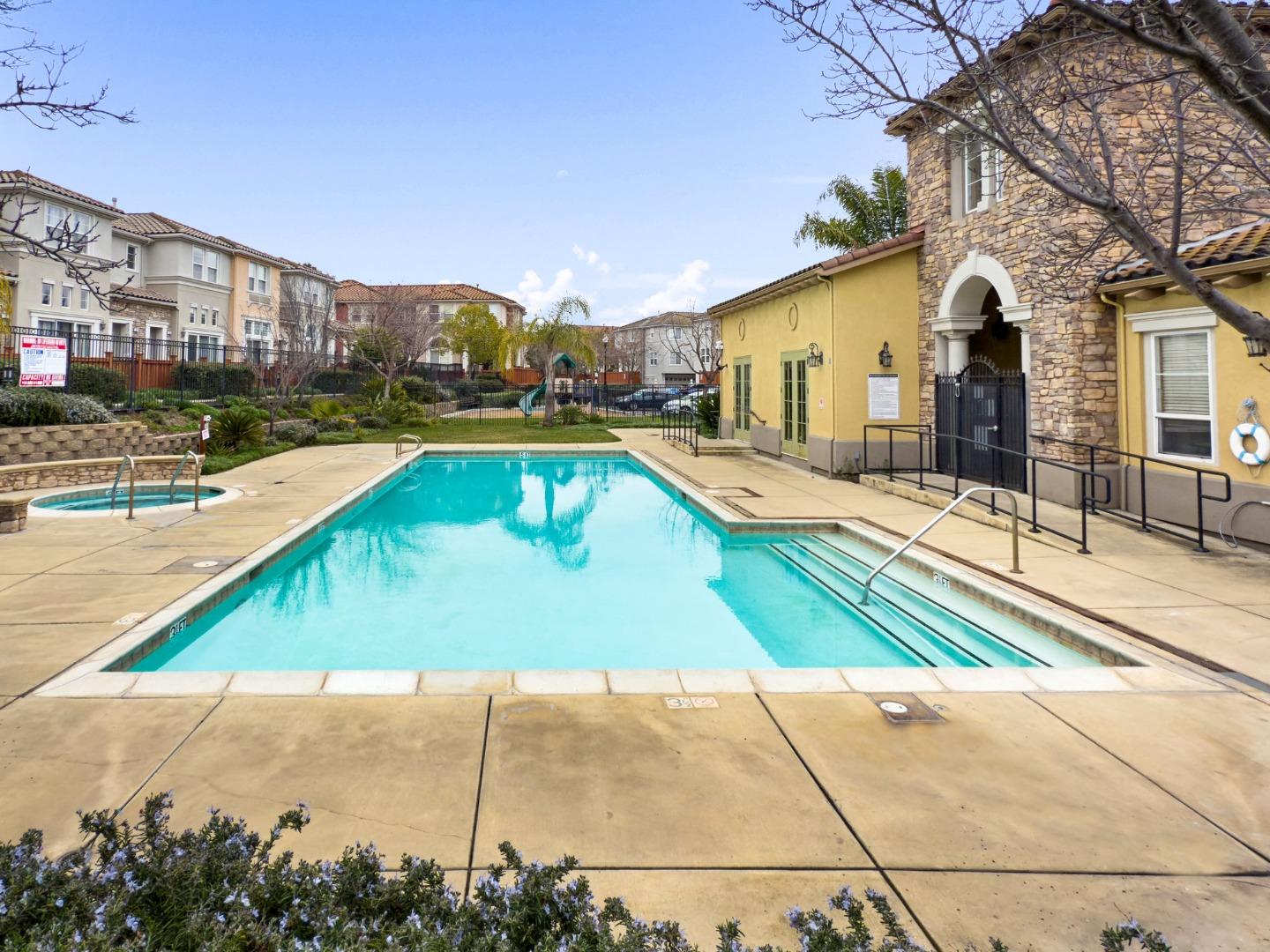 254 Vista Roma WAY