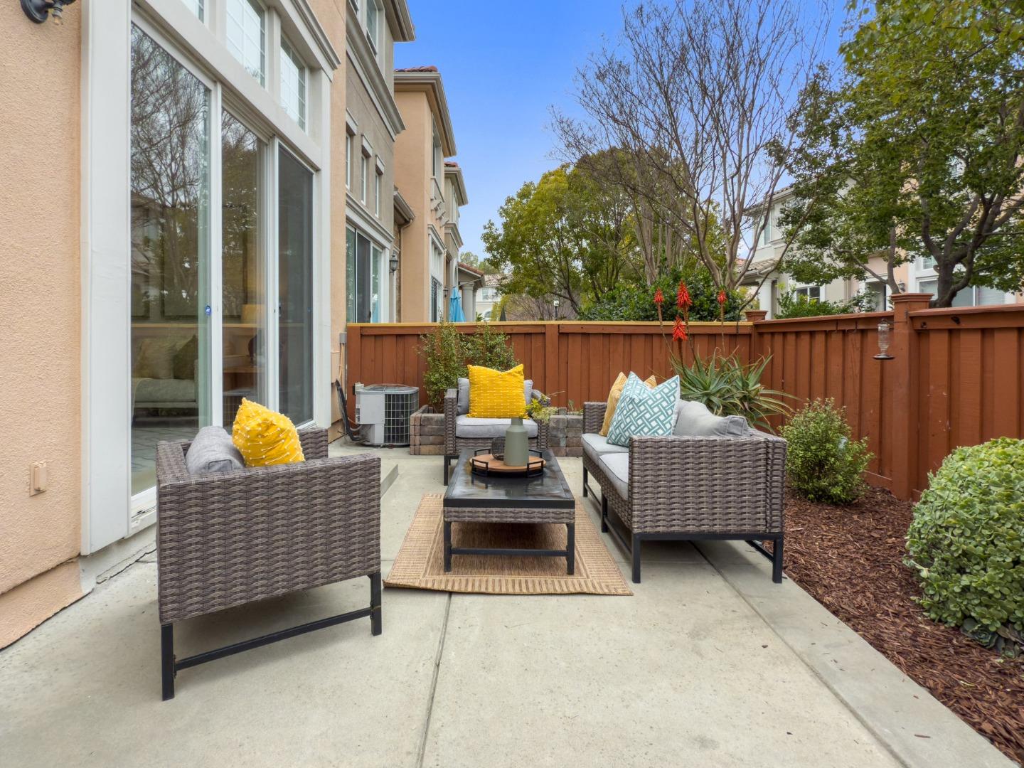 254 Vista Roma WAY