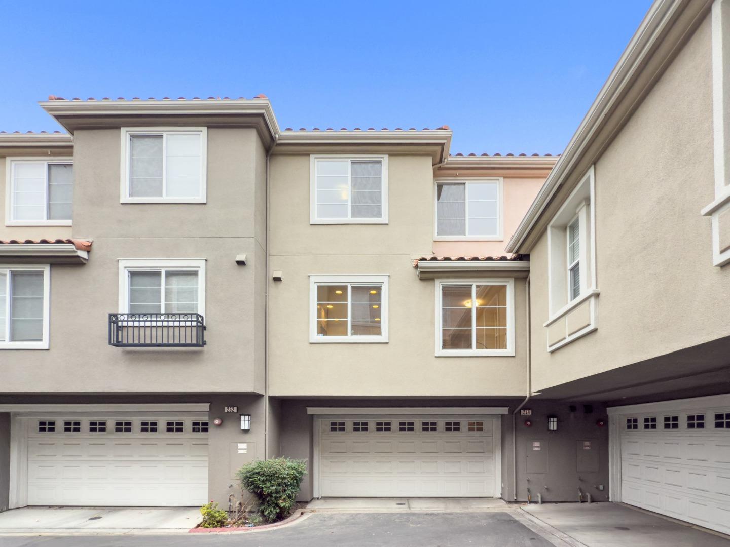 254 Vista Roma WAY
