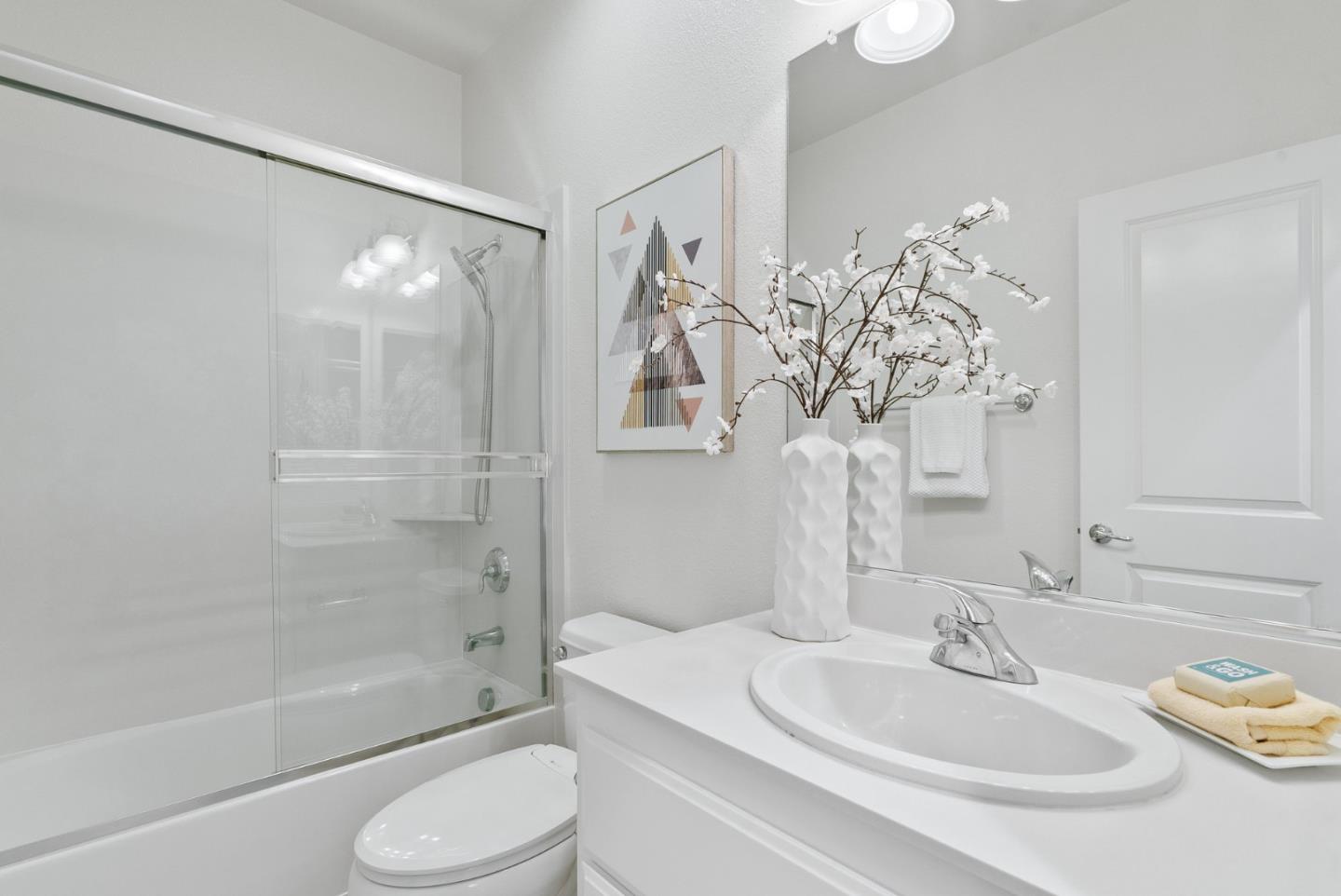 1520 Avina CIR 2