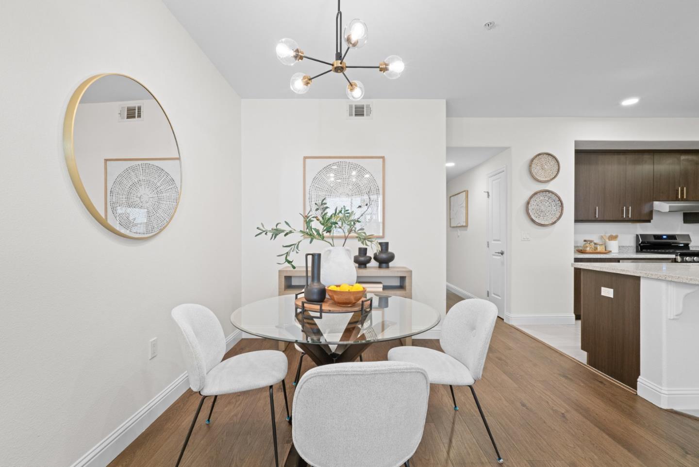 2585 El Camino Real 205