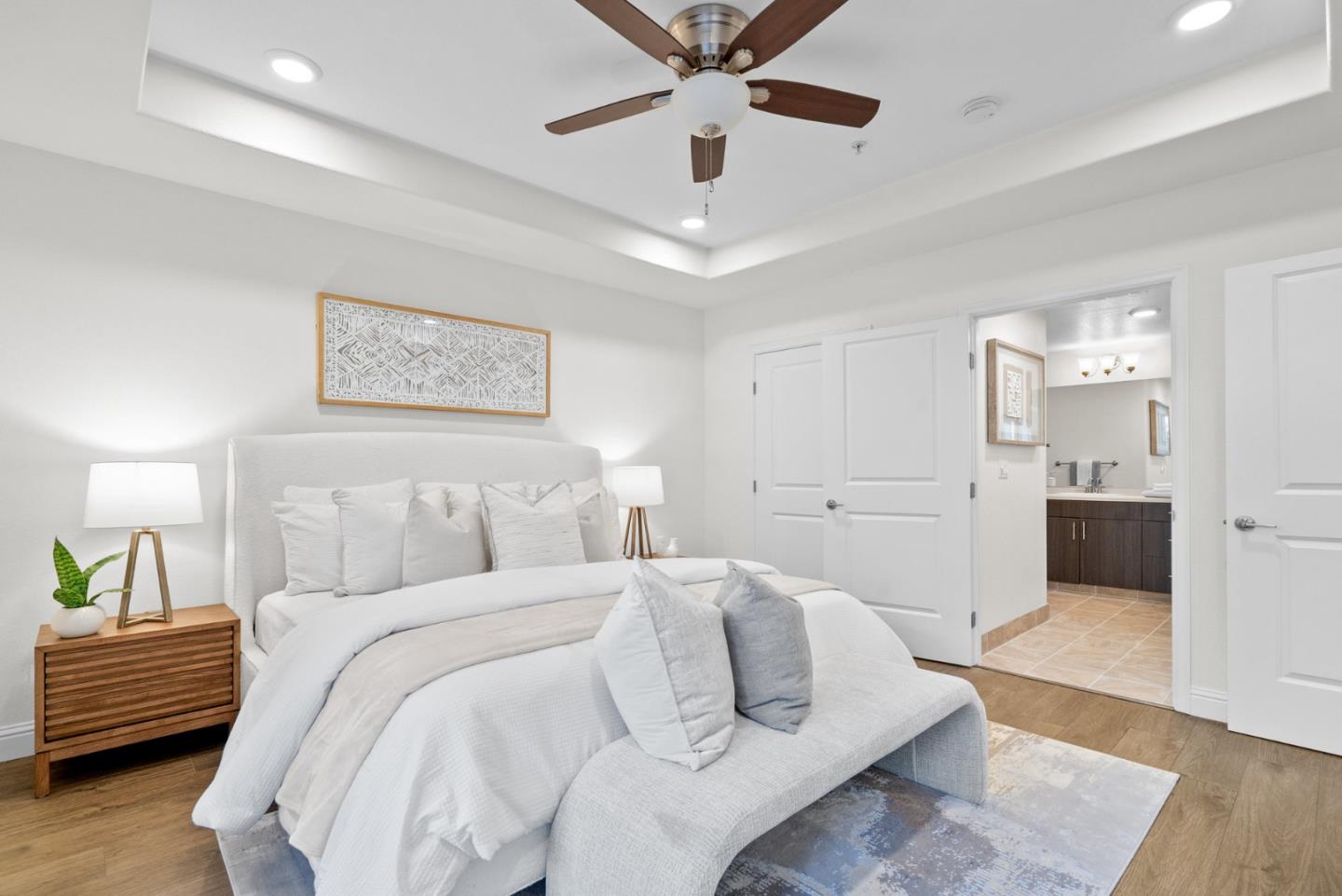 2585 El Camino Real 205