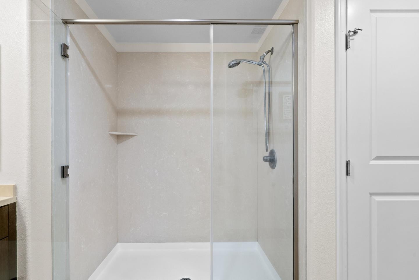 2585 El Camino Real 205