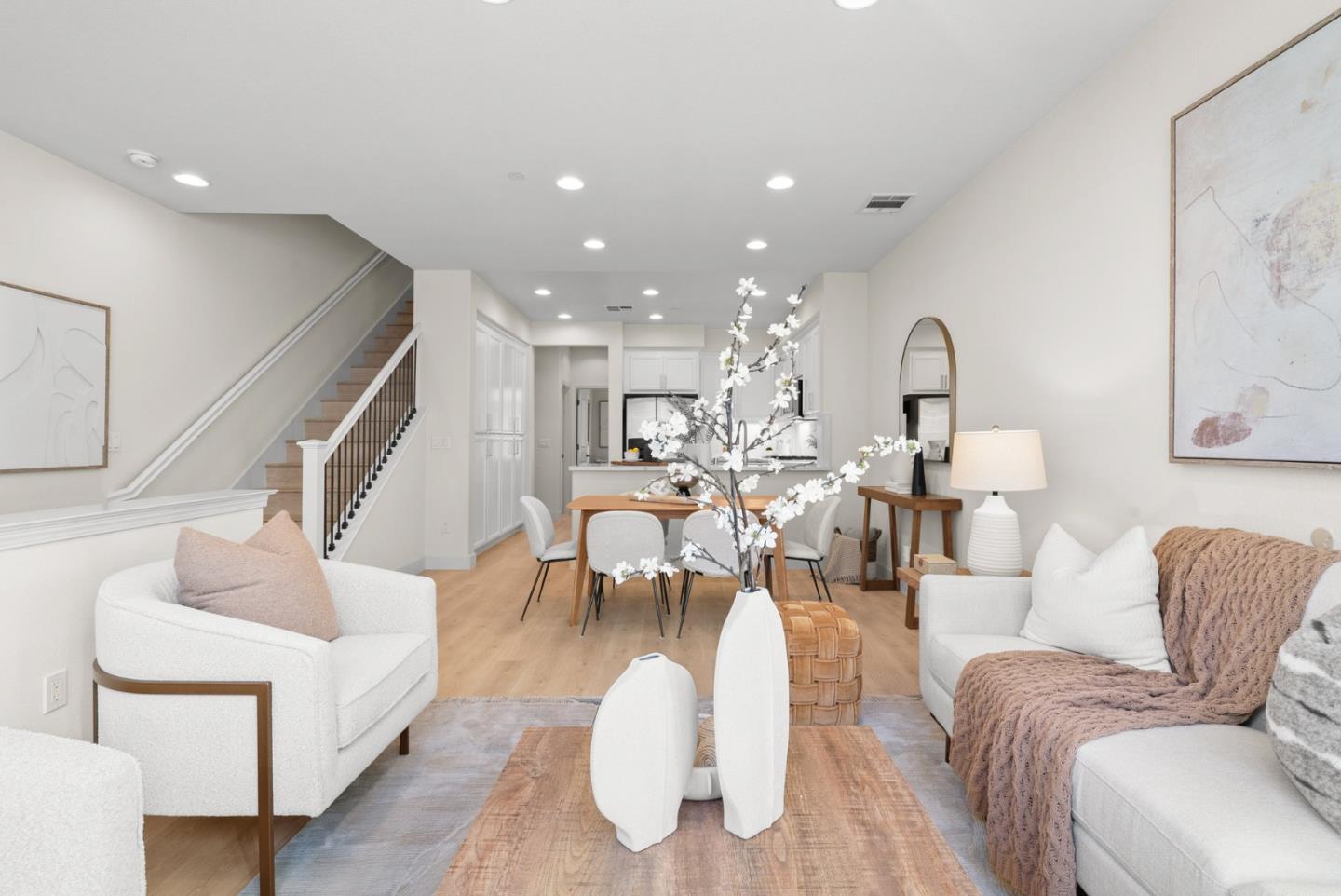 4583 Laird CIR