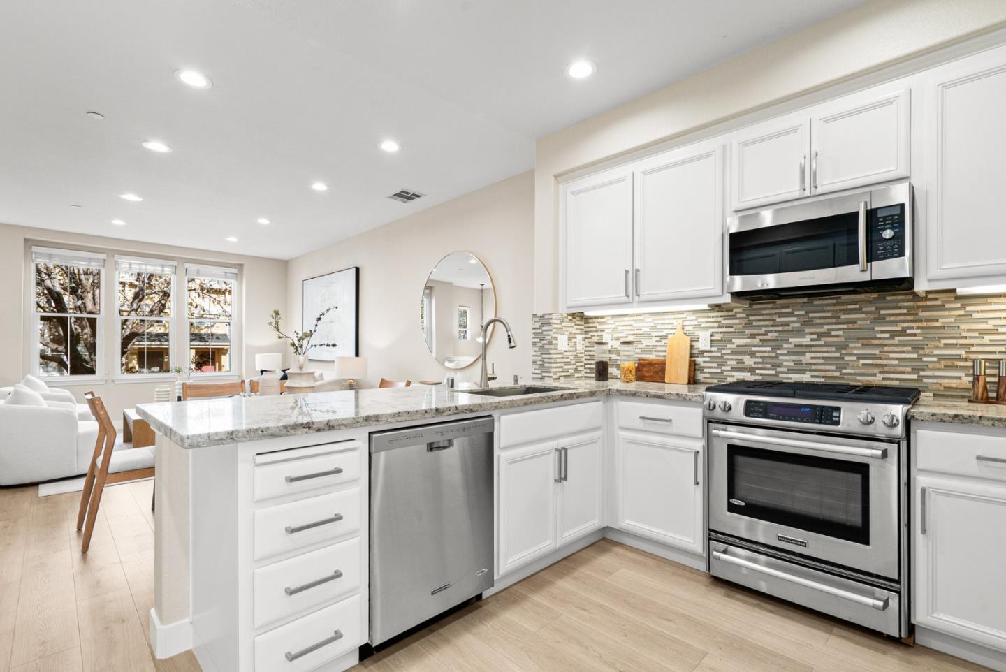 821 Transill CIR