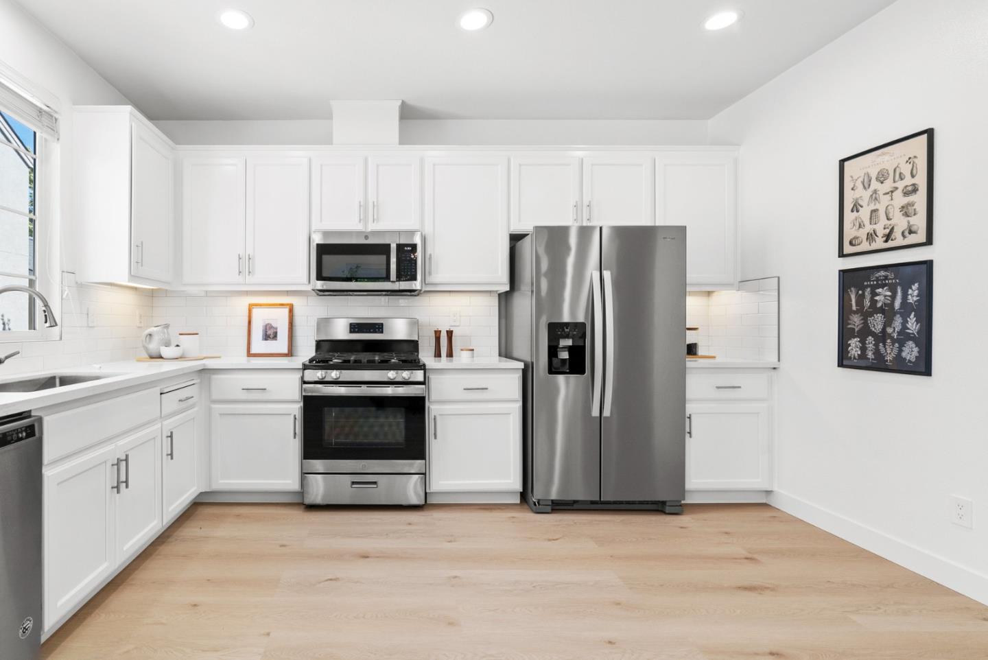 4337 Watson CIR