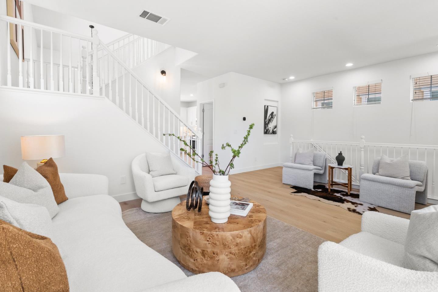 4337 Watson CIR