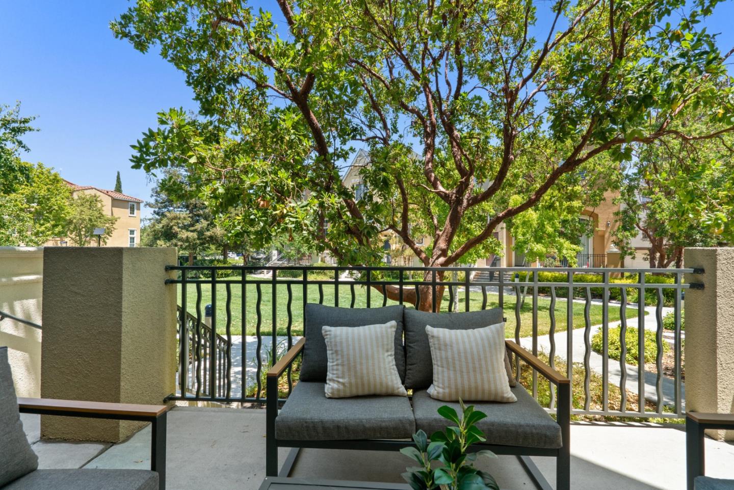 4048 Fitzpatrick Way