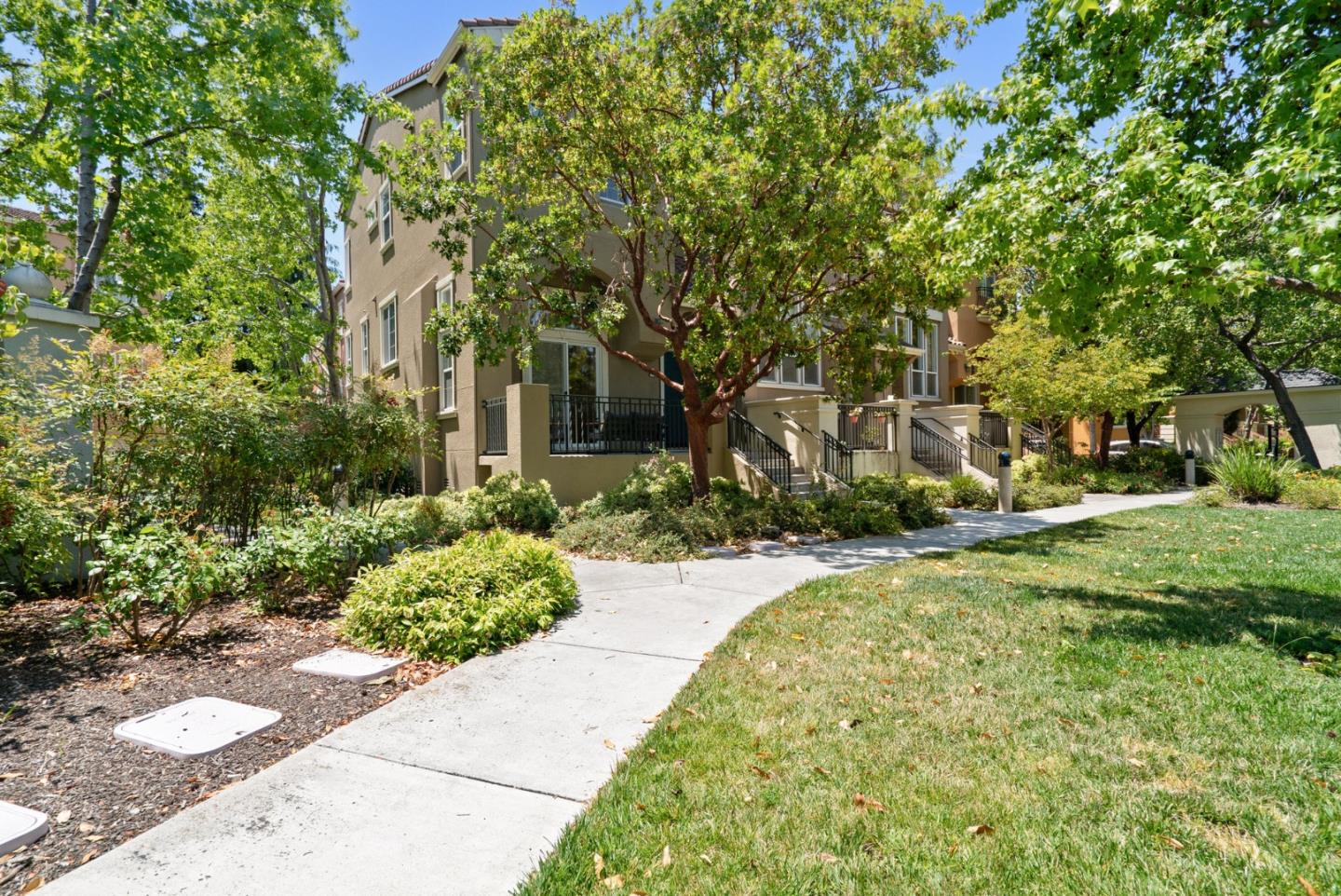 4048 Fitzpatrick Way