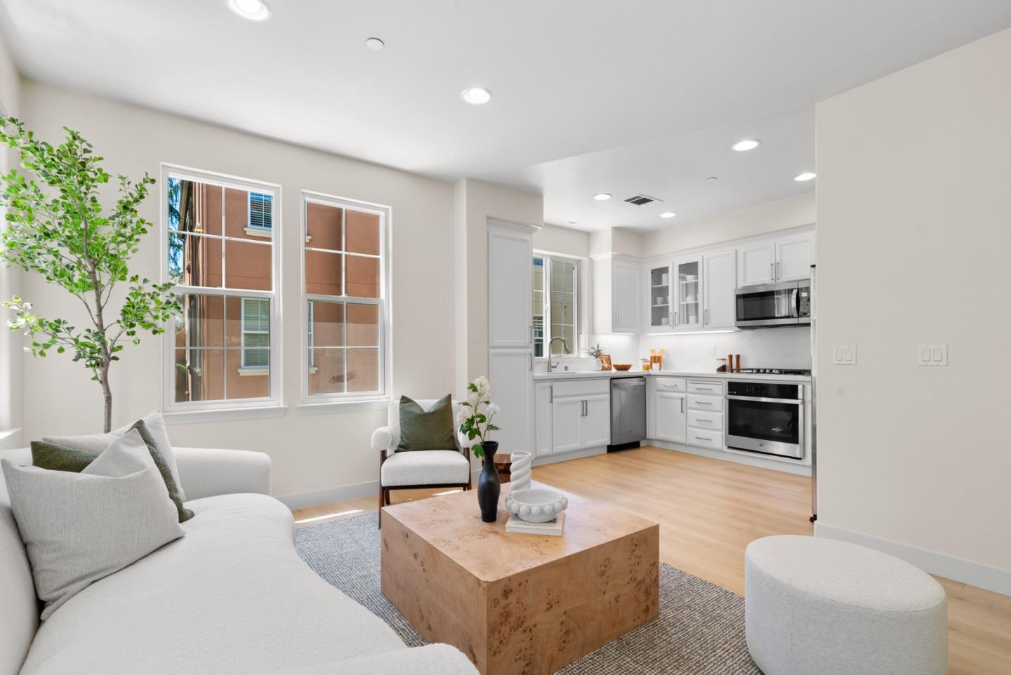 4048 Fitzpatrick Way