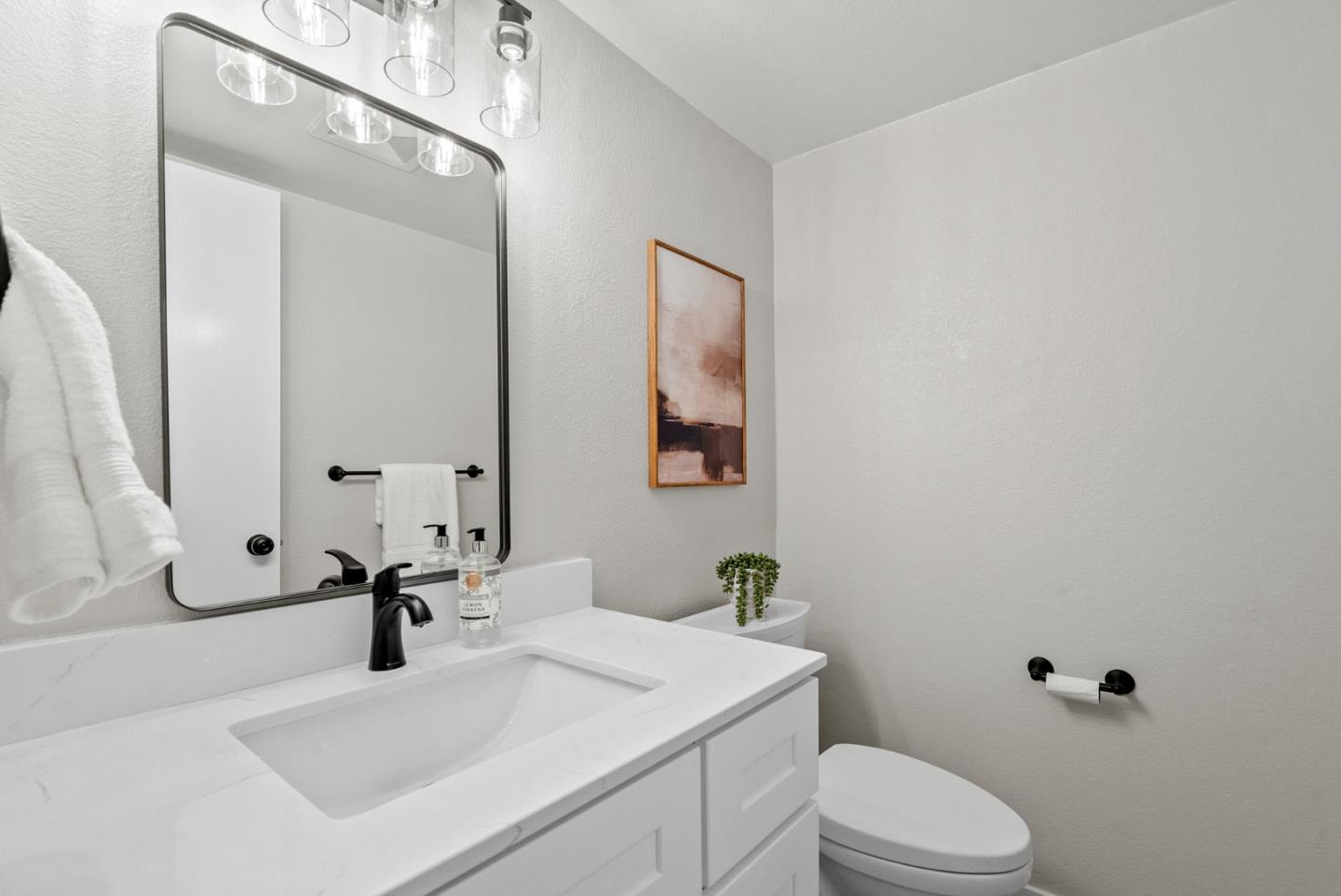 3179 Loma Verde Drive 2