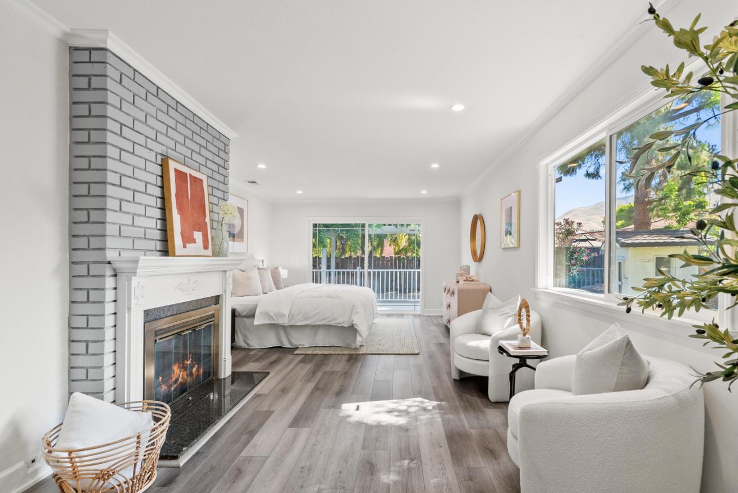 45490 Concho Court