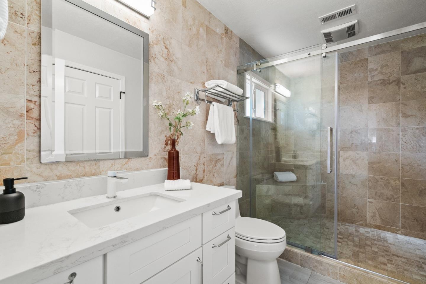 45490 Concho Court