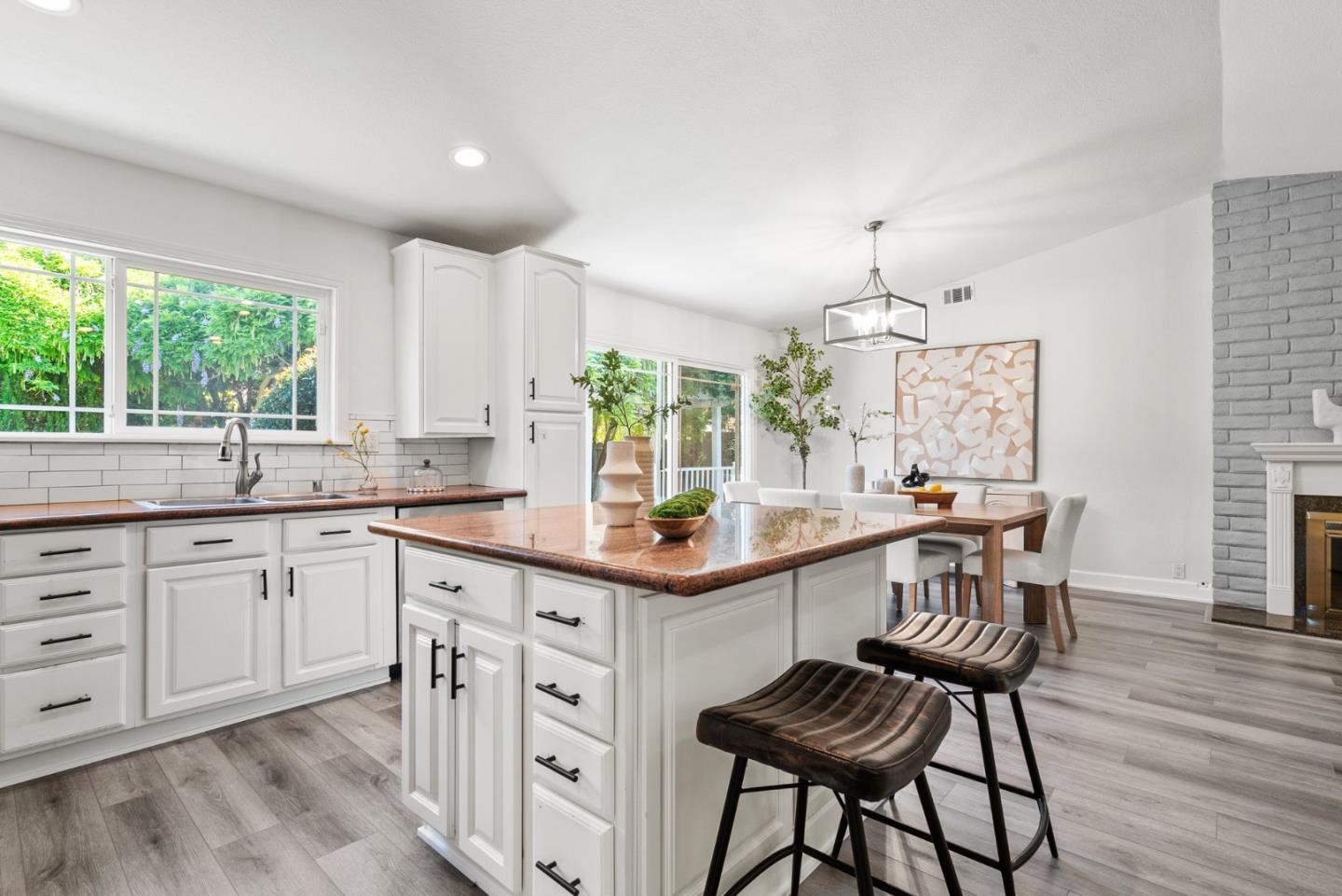 45490 Concho Court