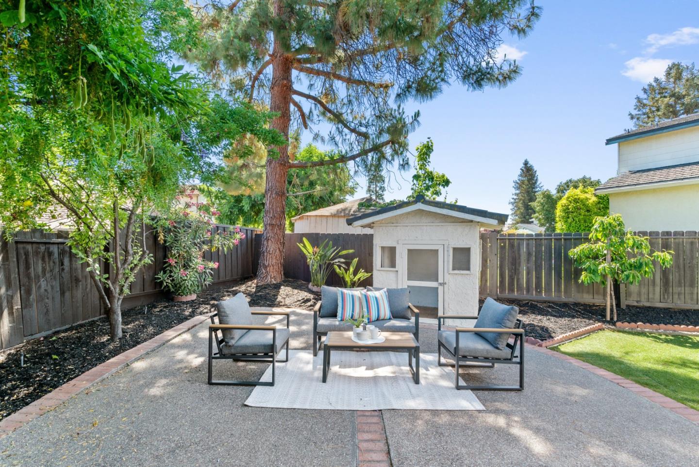 45490 Concho Court