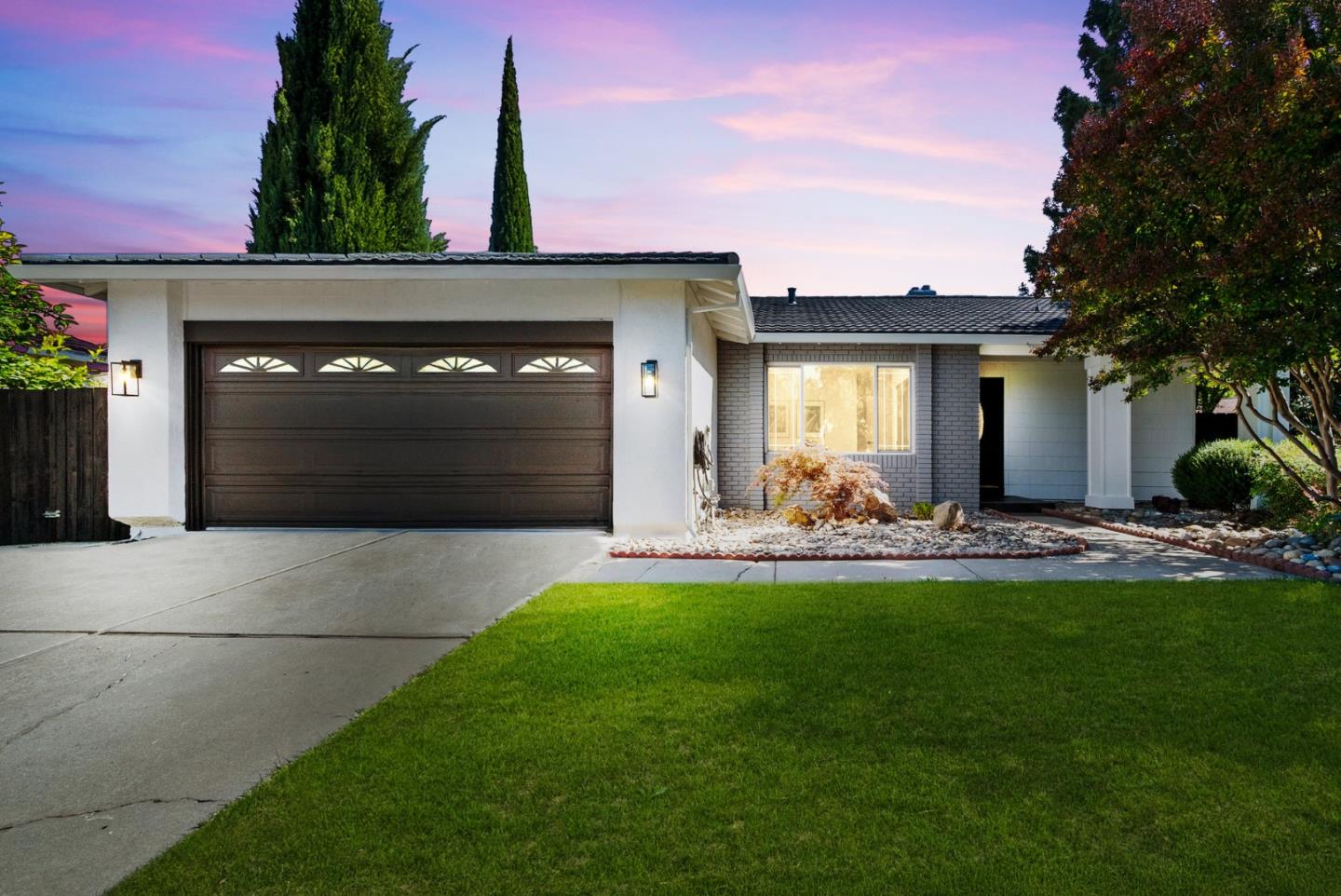 45490 Concho Court