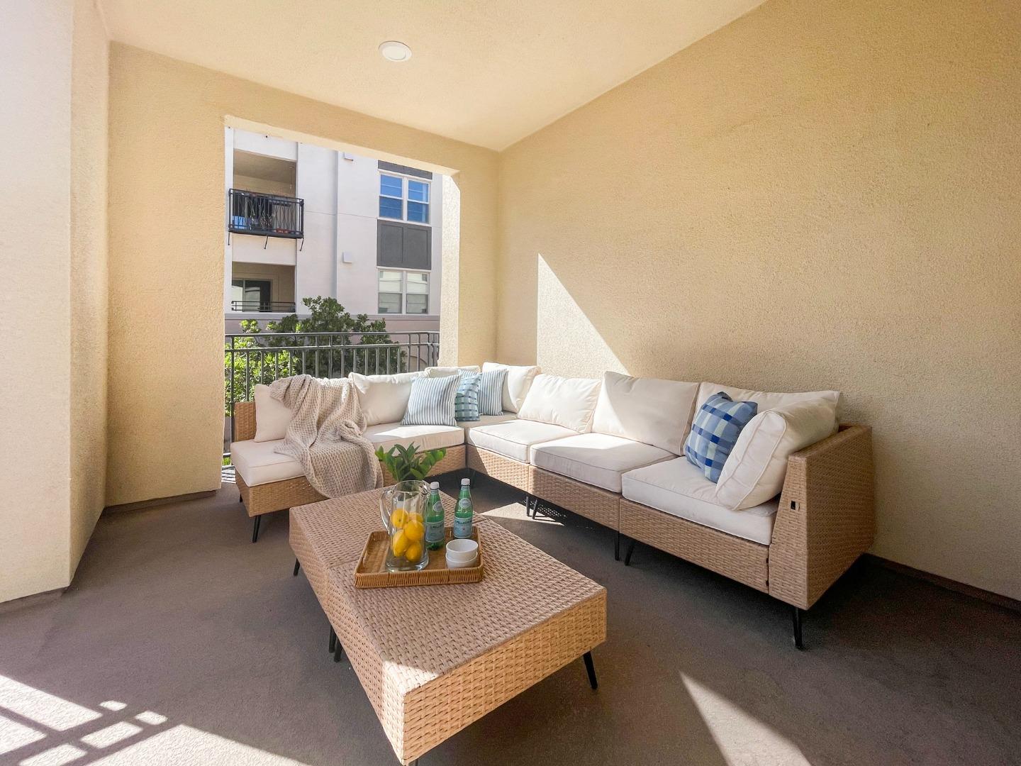 1087 Bigleaf Place 108