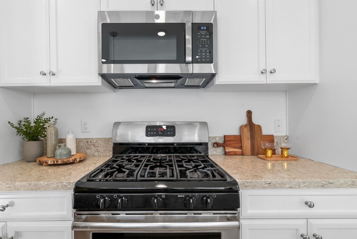 1087 Bigleaf Place 108