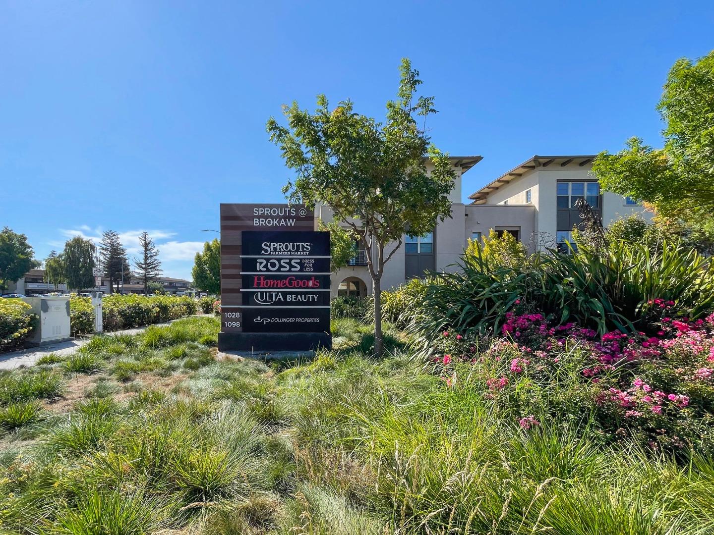 1087 Bigleaf Place 108