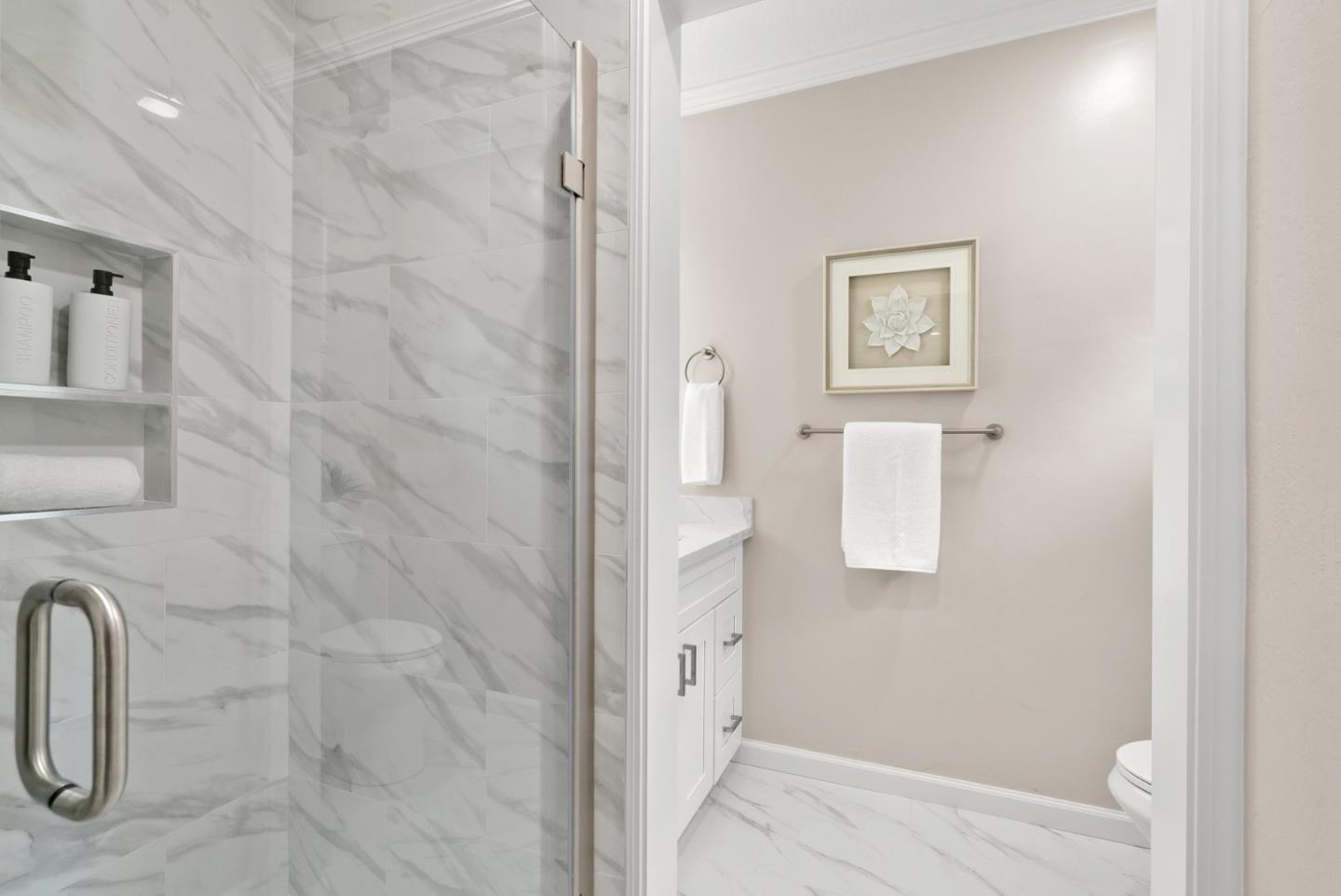 186 Mountain View Avenue