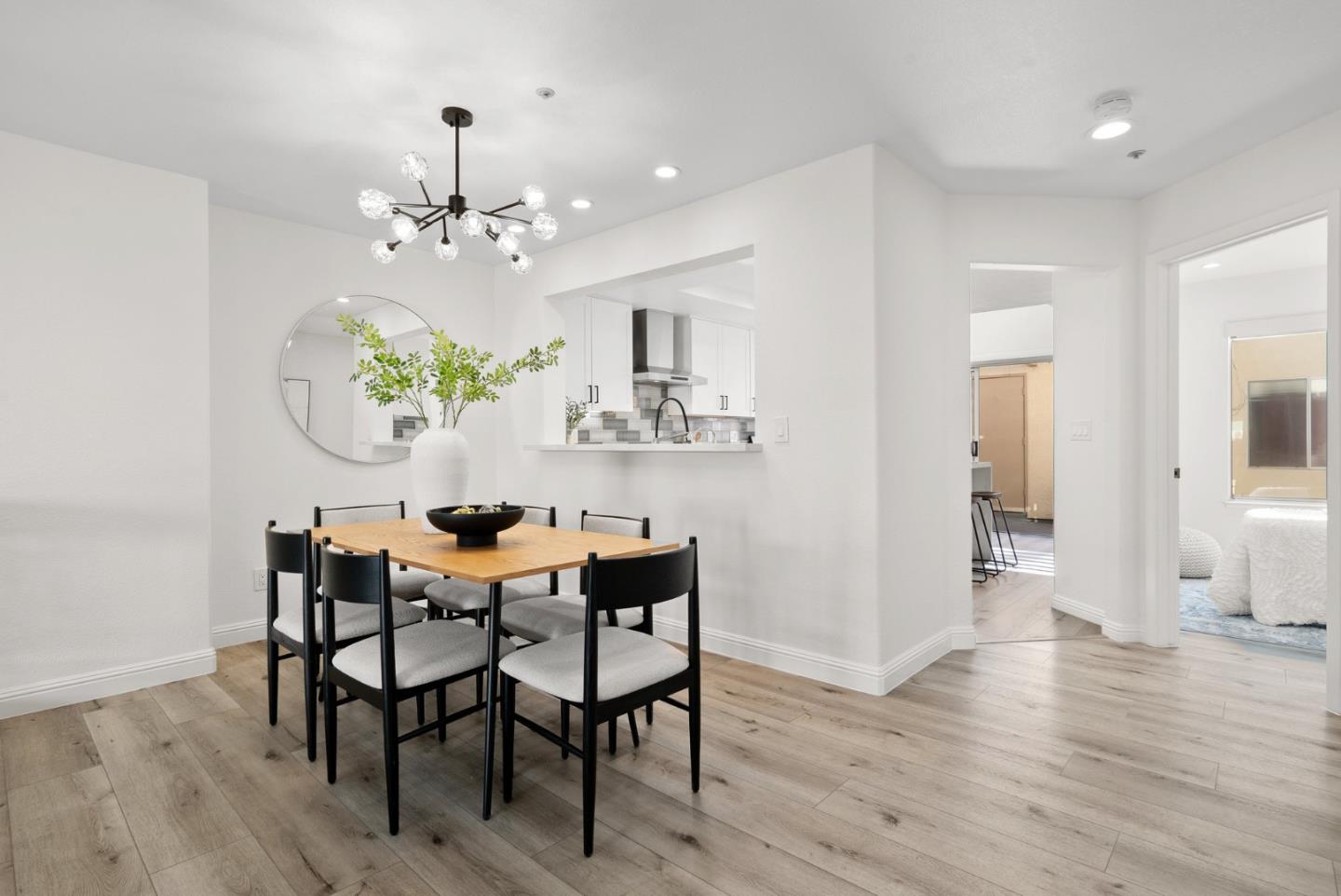 430 Galleria Drive 4